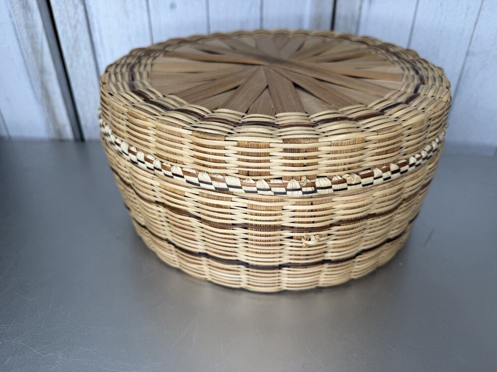 Vintage Brown Wicker Woven Wood Basket Boho Sewing Trinket With Lid Primitive